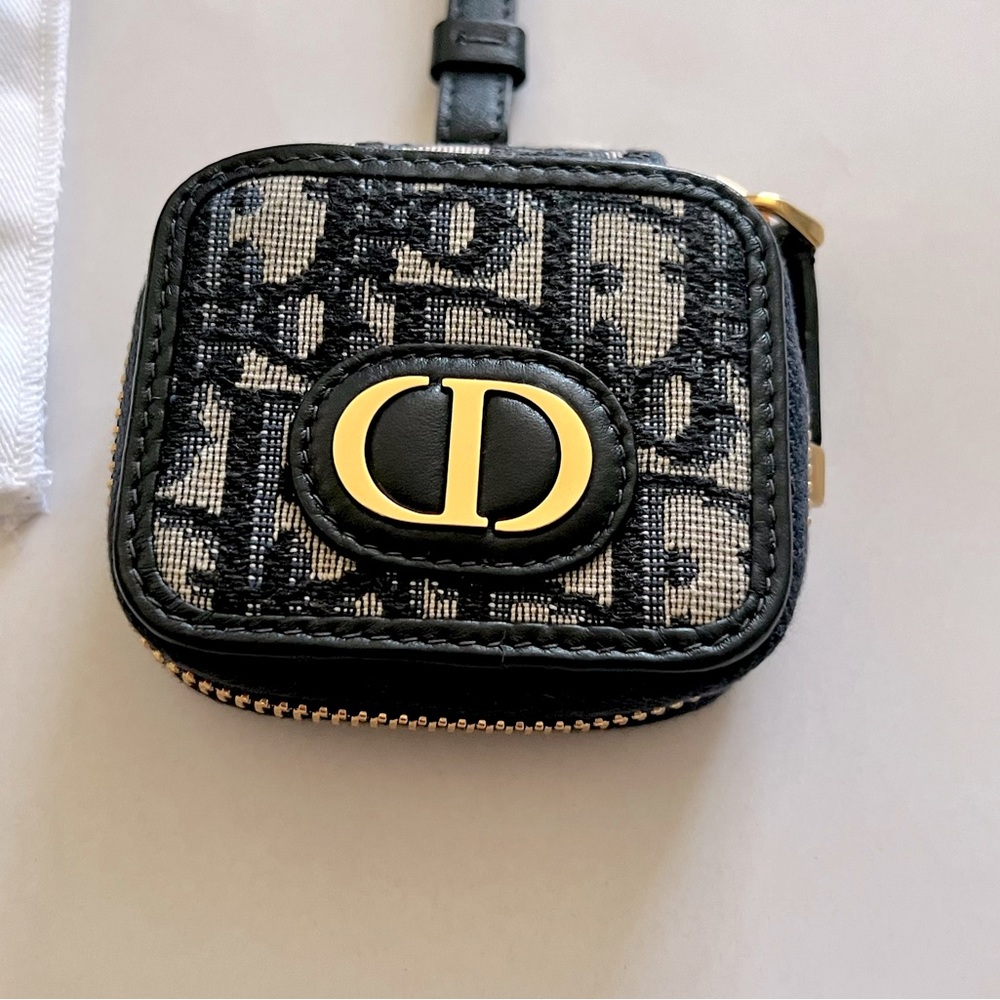 Dior Airpod Pro case